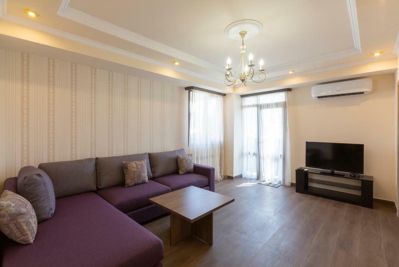 Umba Apartment N3 - Balcony And Mount Ararat View يريفان المظهر الخارجي الصورة